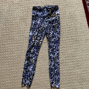 Lululemon Fast & Free Sz 2